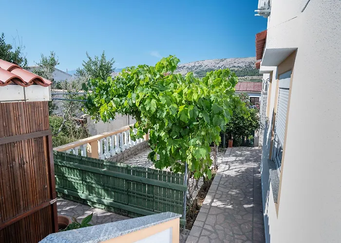 דירה Starman פג