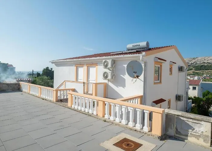 דירה Starman פג